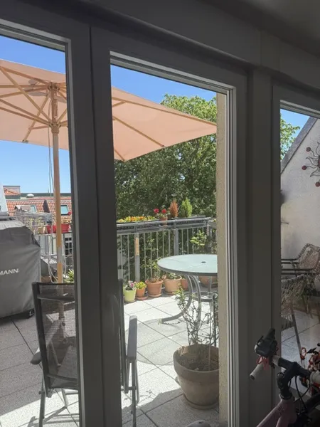 Super Dachgeschoss mitten in Berlin mit viel Sonne und Grünblick ! — photo 1